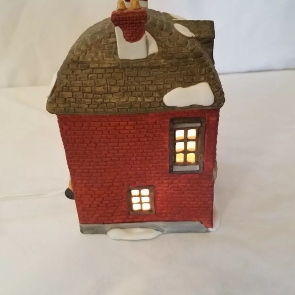 SOLD Retired Dept 56 M Fezzwig Christmas Carol - Picture 5 of 5